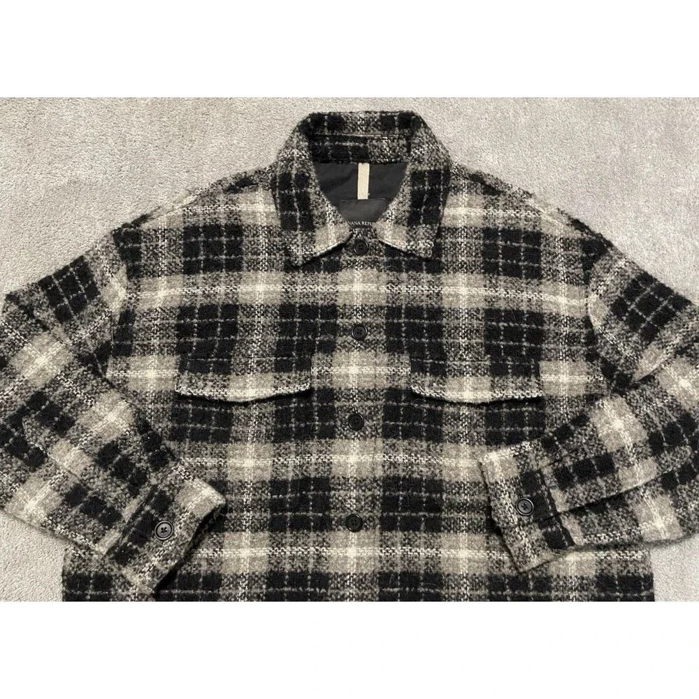 Banana Republic Men's L Plaid Flannel Button-Up Shirt Jacket Black Gray Pockets